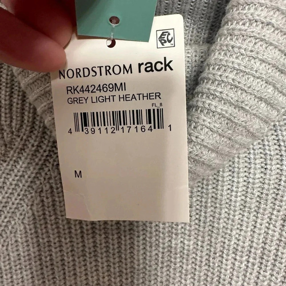 Abound NWT’s Mock Neck Ribbed Midi sweater dress. Slit thigh. Size medium - Picture 9 of 9